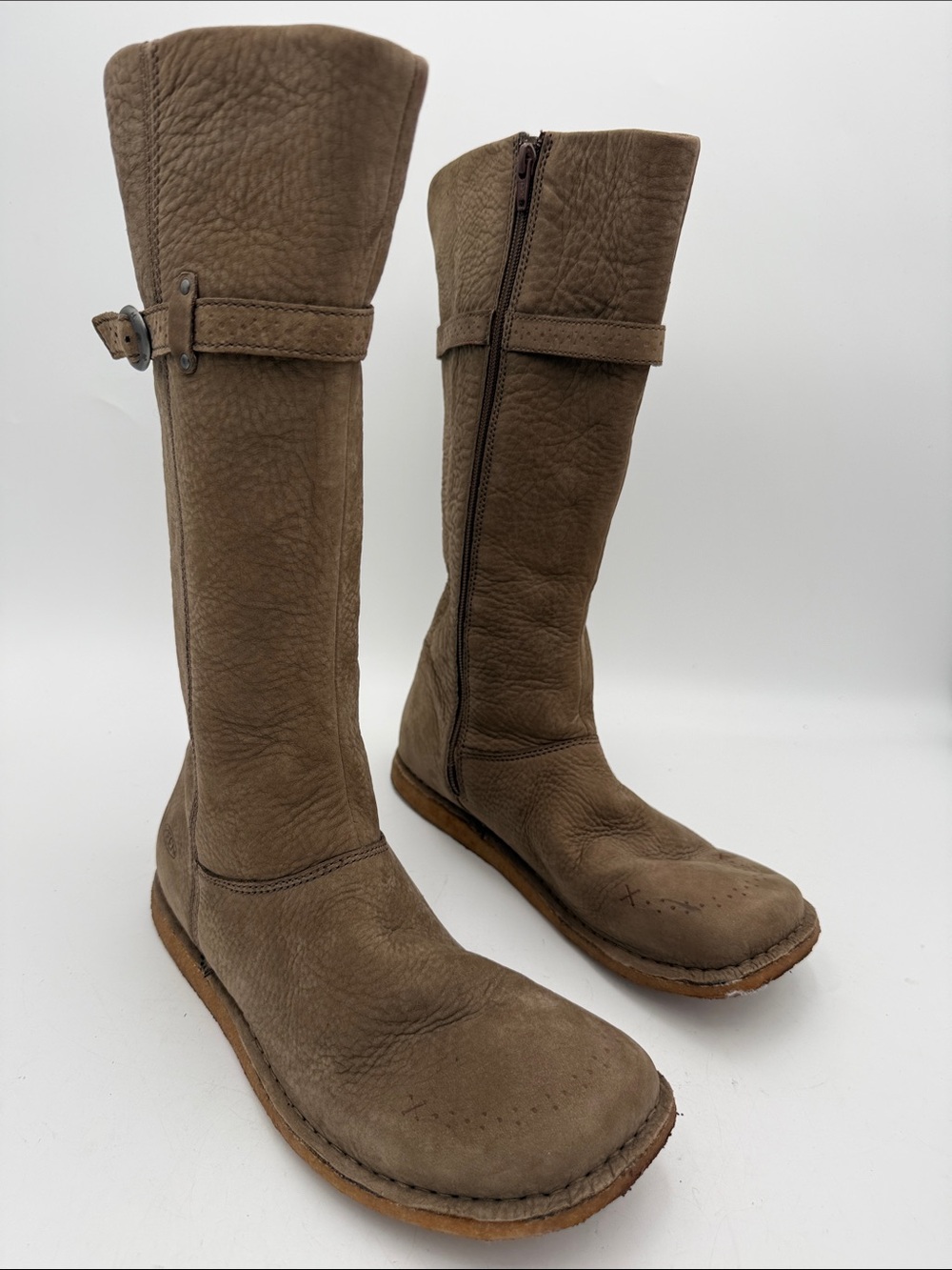 Keen sierra Women's Tall Zip Leather Boots Taupe Brown 11 fall winter Y2K cozy